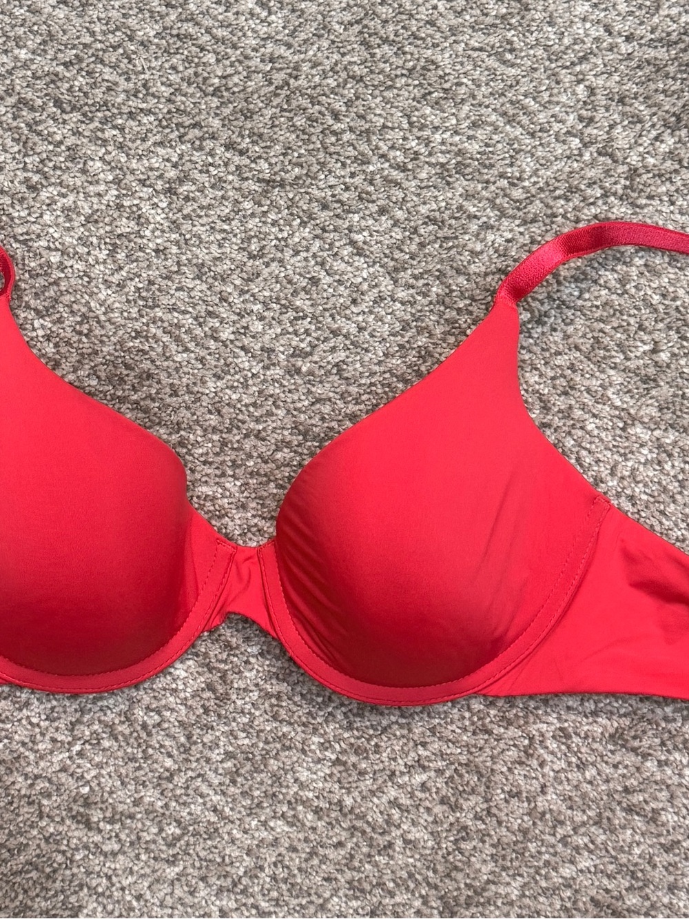 Victoria's Secret Smooth Red T-Shirt Bra NWT